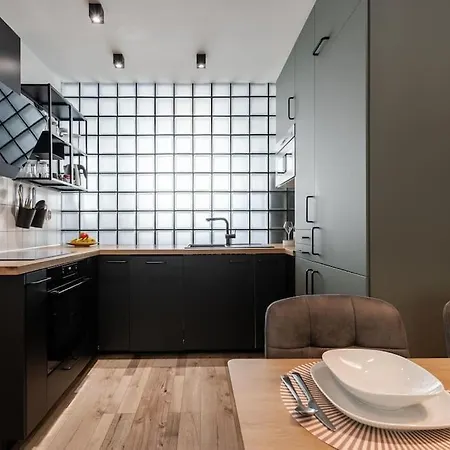Designer Old Town Next To Hockey Stadium Apartamento Bratislava